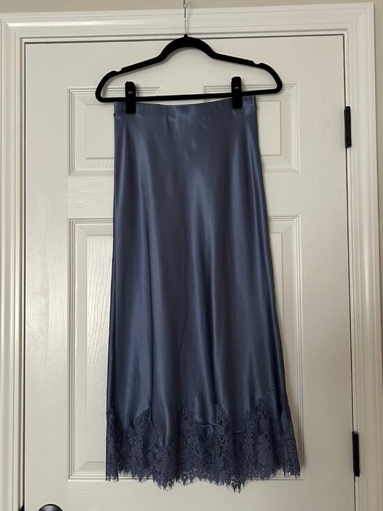 Reformation Dresses & Skirts - Reformation Carolina Silk Skirt